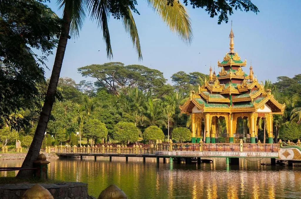 Hotel H Valley Yangon 3*,
