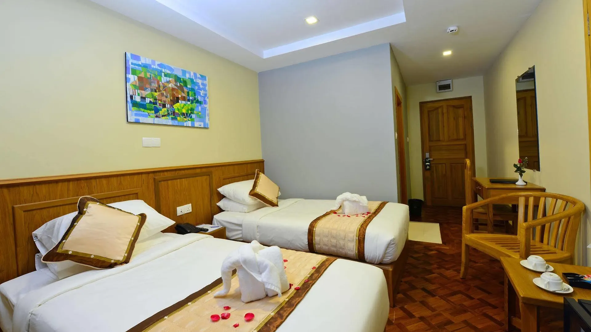 Hotel H Valley Yangon